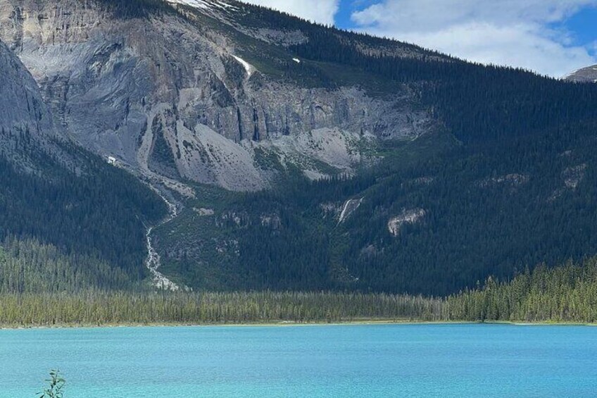 1 Day Tour of Calgary Lake Louise, Moraine Lake and Peyto Lake