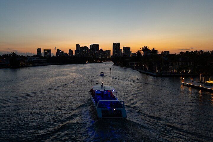 Sea Rocket Sunset & Intracoastal Cruise in Fort Lauderdale, FL