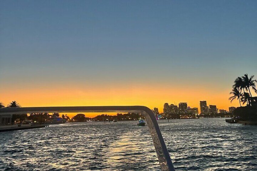 Sea Rocket Sunset & Intracoastal Cruise in Fort Lauderdale, FL