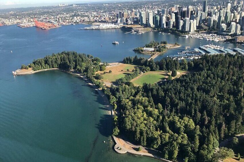 Prospect Point Lookout Capilano Horseshoe Bay tour on the city