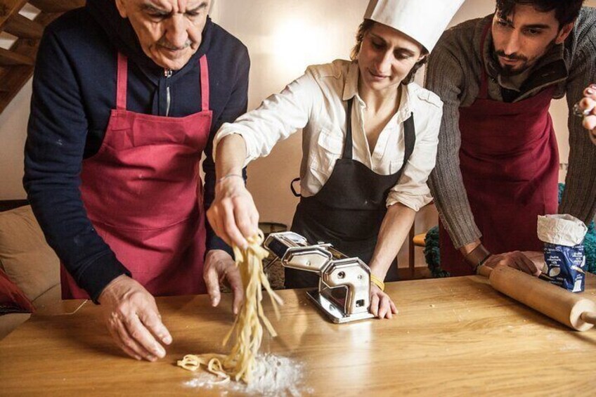 Fresh Homemade Pasta and Tiramisu Cooking Class in Milan