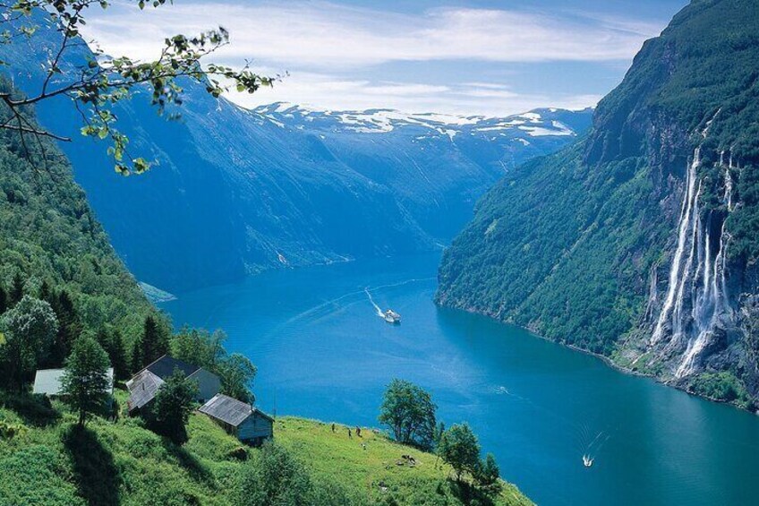 Geiranger Fjord Tour (Hellesylt-Geiranger one way)