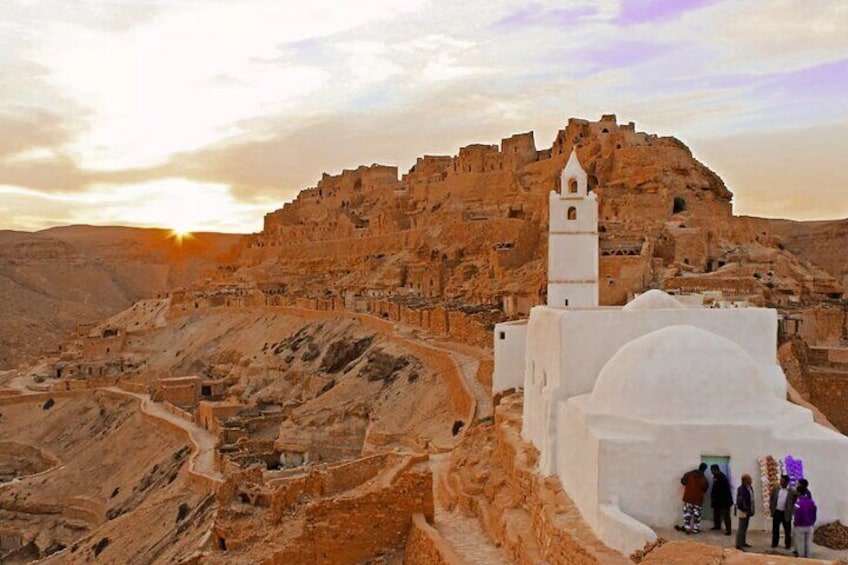 BERBER VILLAGE OF CHENINI