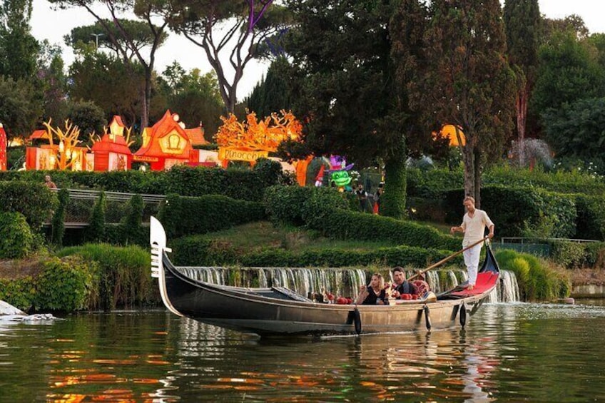 Half-Hour Private Gondola in Rome