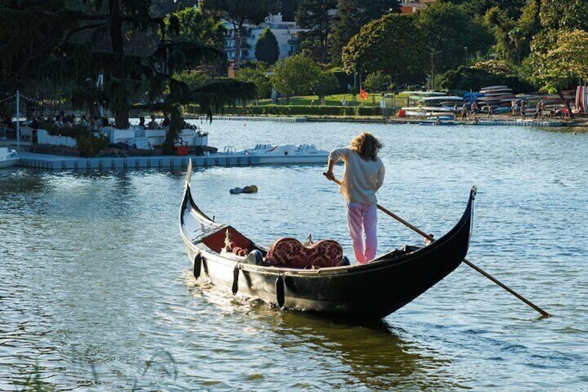 Half-Hour Private Gondola in Rome