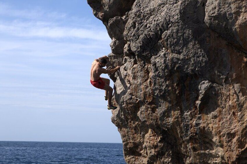 Explore Mallorcan Coast in a Coasteering Tour