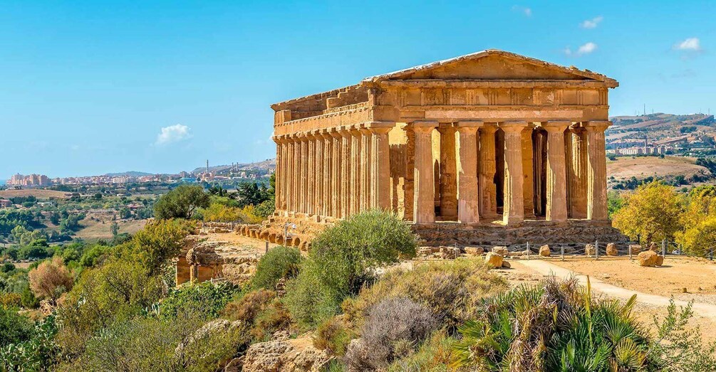 Picture 1 for Activity Agrigento: Valle dei Templi Fast-Track Ticket & Audio Guide