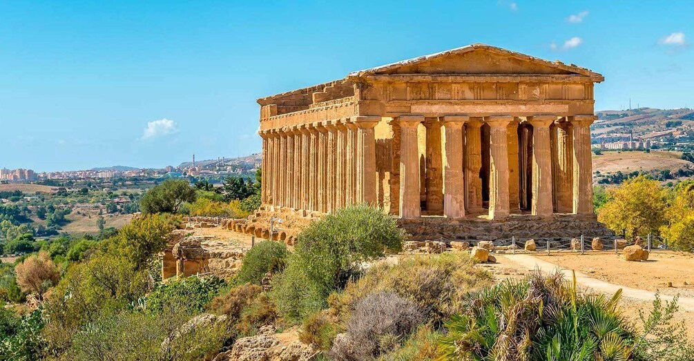 Picture 1 for Activity Agrigento: Valle dei Templi Fast-Track Ticket & Audio Guide