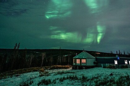 Observación de auroras y cena