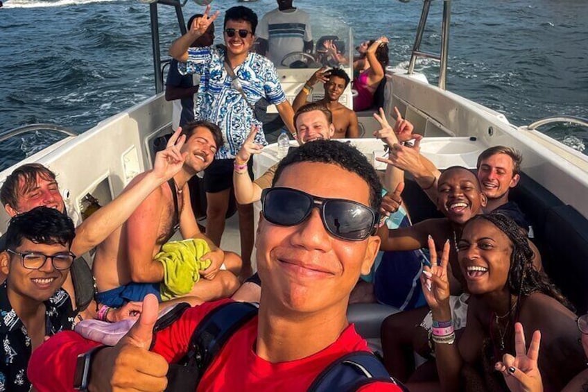 Rosario Islands Trip visiting Cholon, Playa Blanca and Snorkel