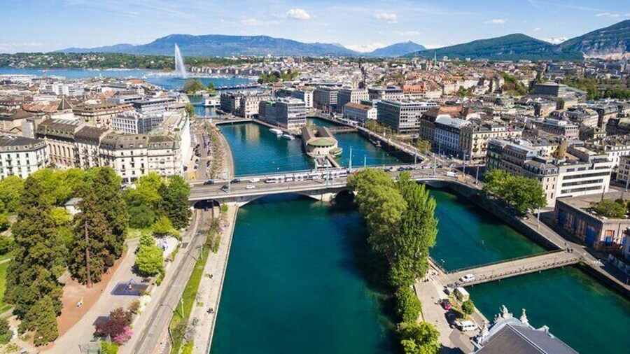 Private Kid Friendly Tour in Geneva City Wonders for Families