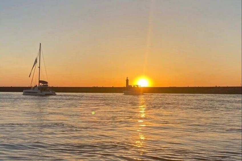 Private Boat Tour on the Douro River at Sunset