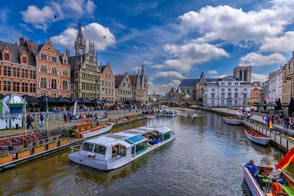 Brussels: Tour Bruges & Ghent with Cruise + Chocolate visit