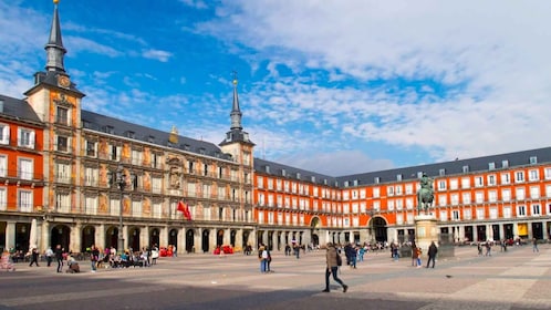 ทัวร์ส่วนตัว 15 ชั่วโมงที่ 15 Cultural Madrid