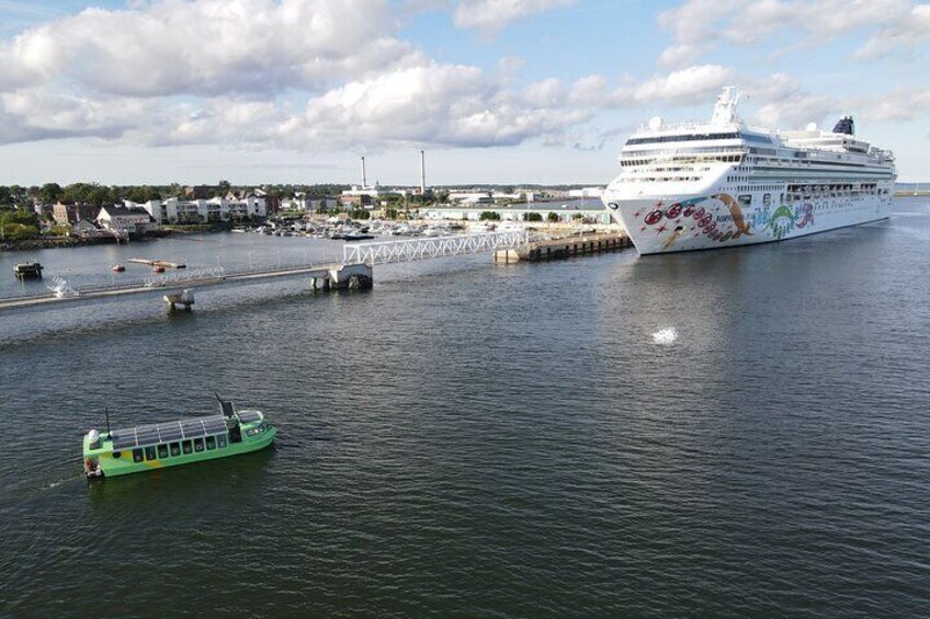 2 Hour Kitchen Party Cruise on North America's Largest Solar Boat