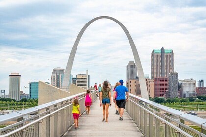 St. Louis Arch Walking Tour and Entrance Ticket