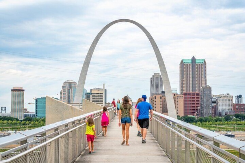 St. Louis Arch Walking Tour and Entrance Ticket