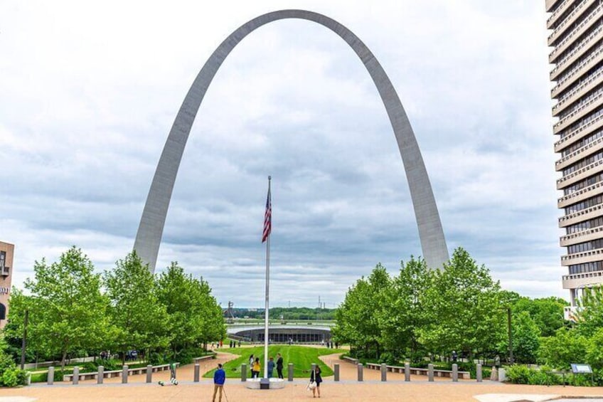 St Louis Arch Walking Tour and Entrance Ticket
