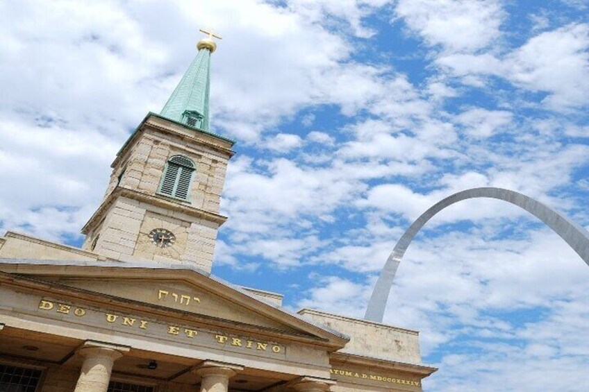 St Louis Arch Walking Tour and Entrance Ticket