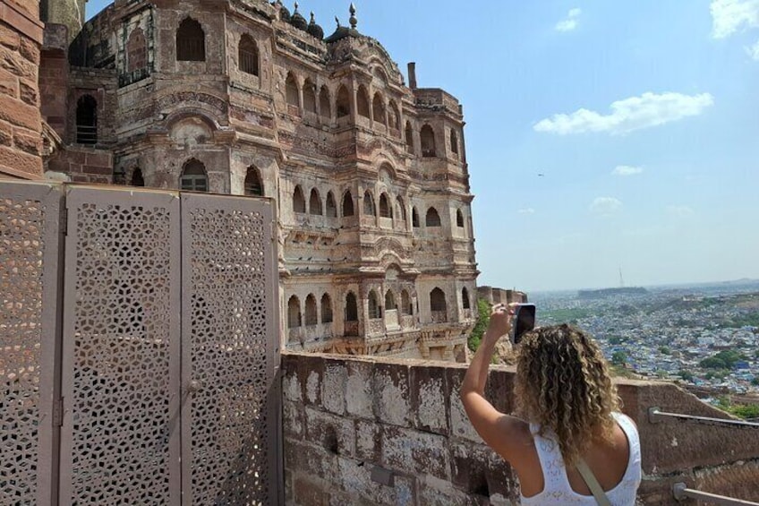 Private Tour : Jodhpur Fort, Step-Well, Clock Tower & More !