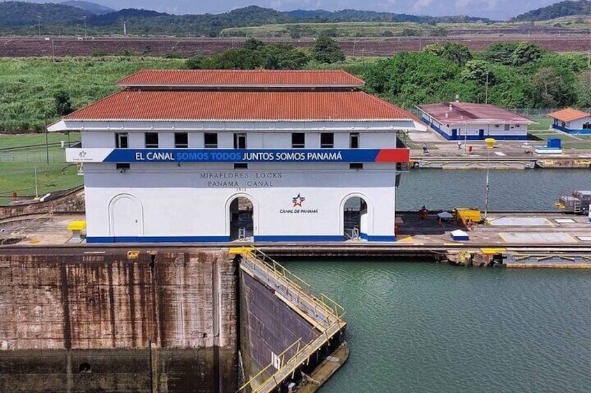 Panama Canal Tour