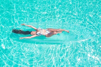 Sesión de fotos y video de Clear Kayak Drone en Providenciales