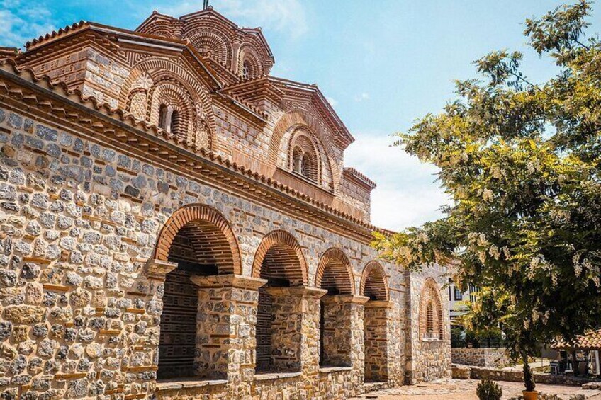 Tirana: Private Transfer to Skopje with Tour of Ohrid