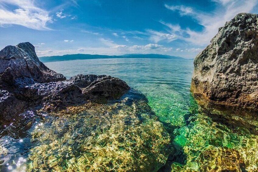Tirana: Private Transfer to Skopje with Tour of Ohrid