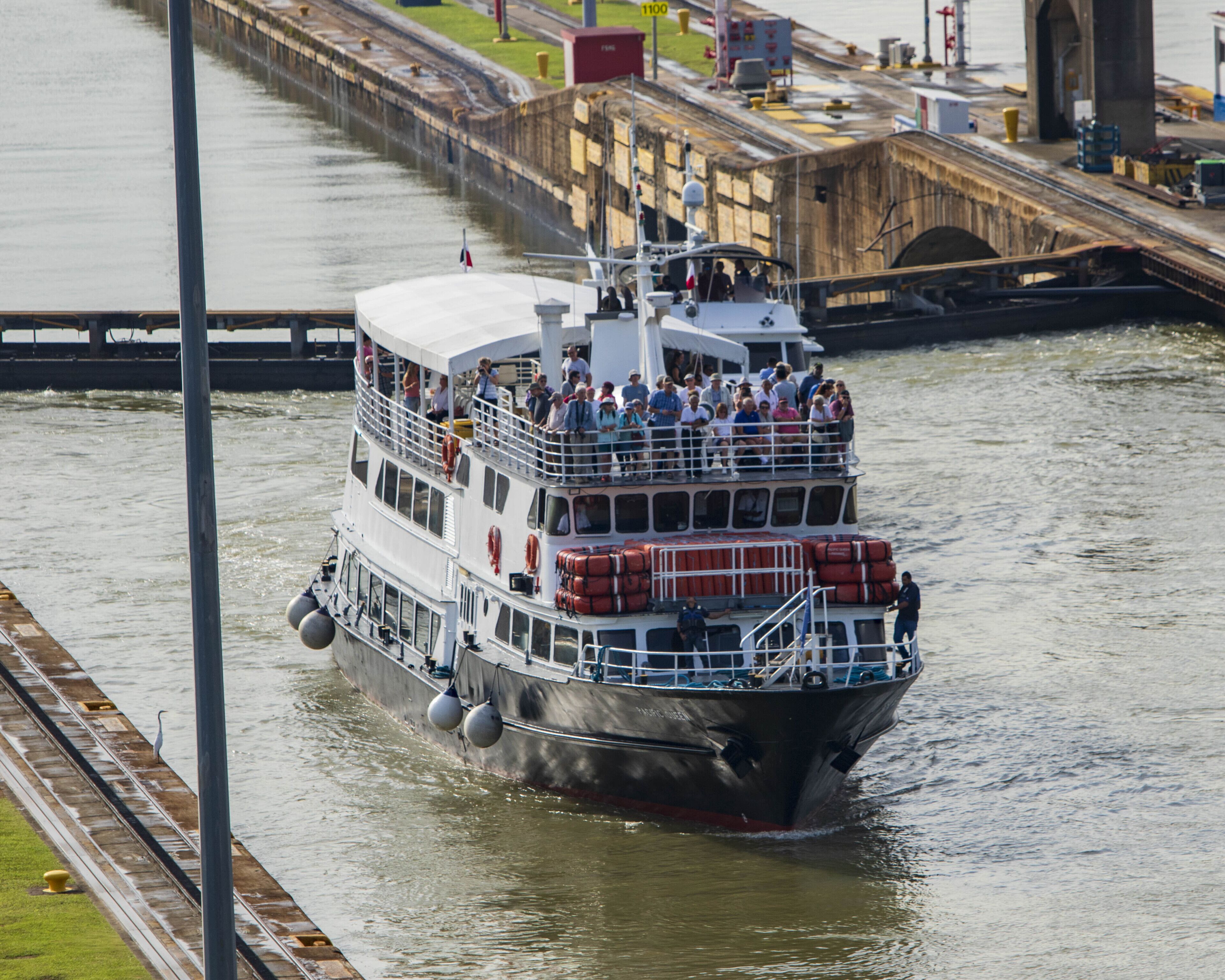 Panama Canal Partial Transit - Northbound direction Panama Canal Partial Transit - Northbound direction