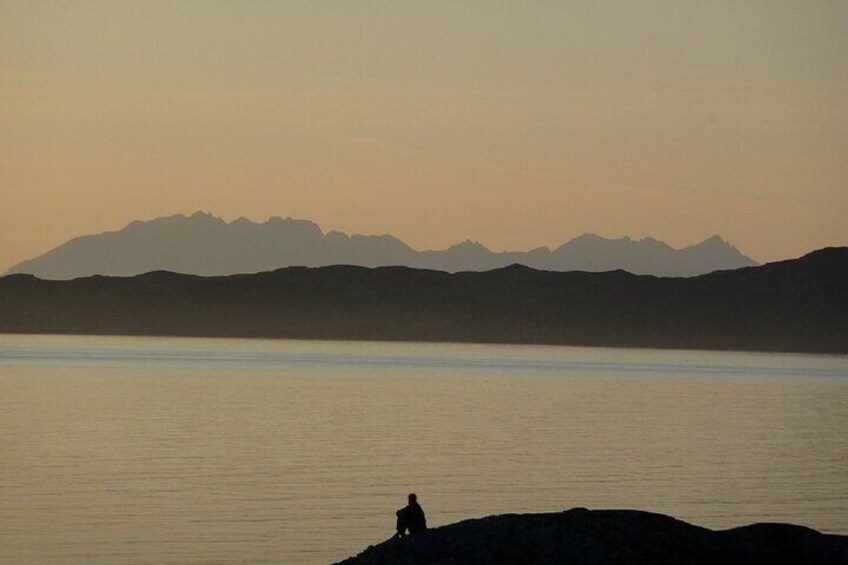 The Cuillin Hills are in the middle of Skye. 