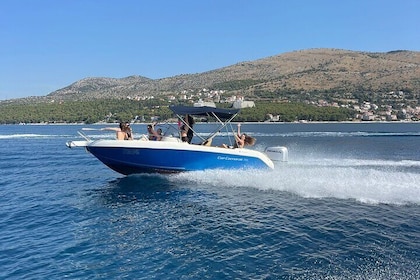 Private 3 Island Boat Tour of Croatia