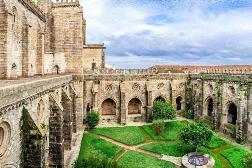 Private 1-day tour in Évora