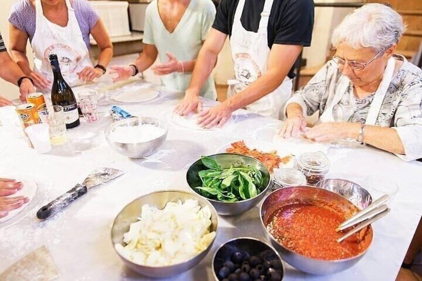 Pizza and Gelato Cooking Class in Milan Small Group Only