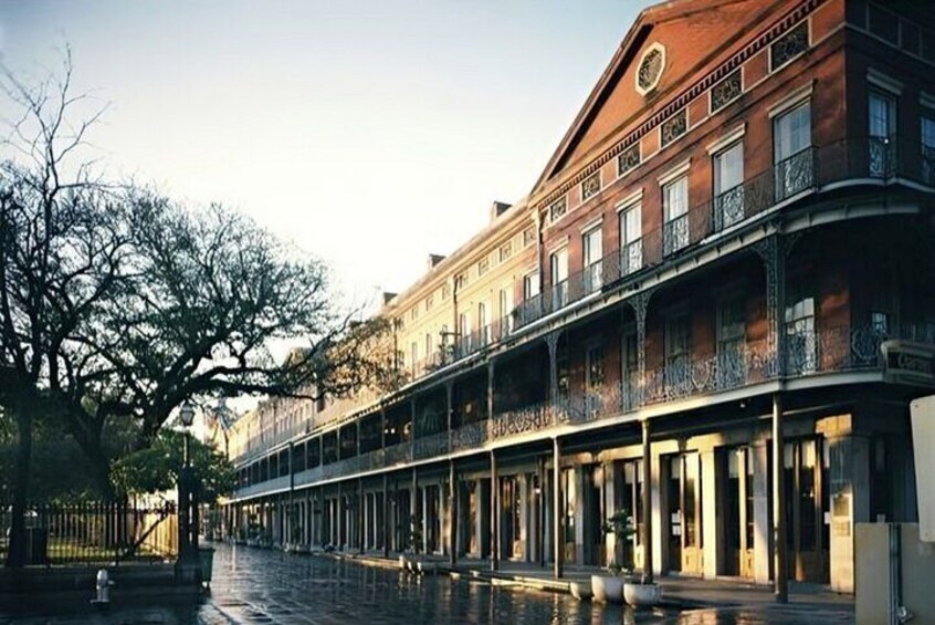  French Quarter Walking Tour in New Orleans with a Guide