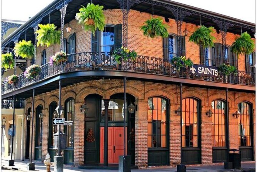 French Quarter Walking Tour in New Orleans with a Guide