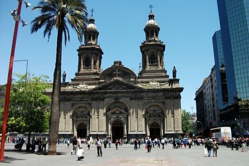 Santiago Private Historical Walking Tour with a Guide