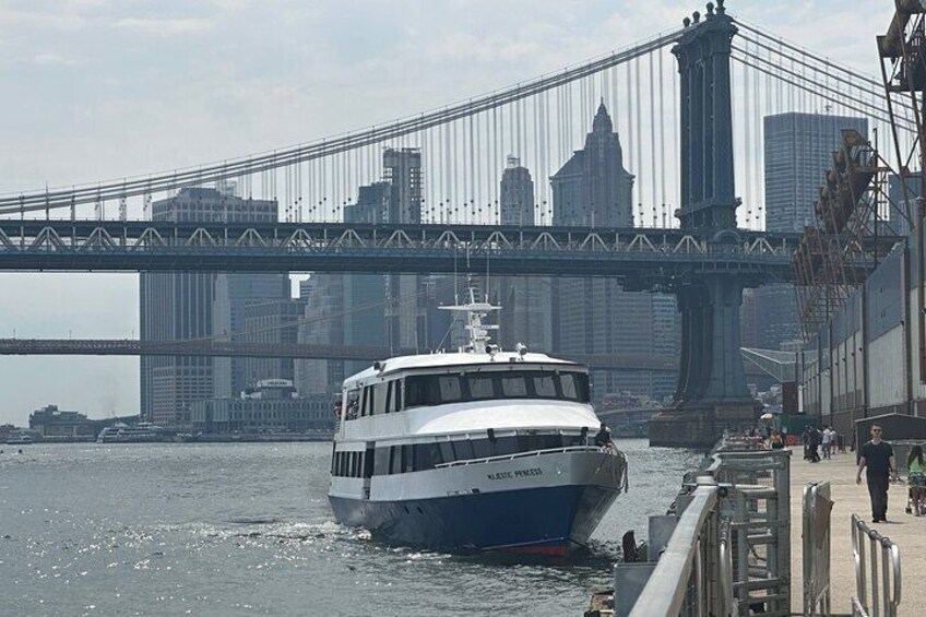 NYC Manhattan Skyline and Statue of Liberty Evening Cruise 