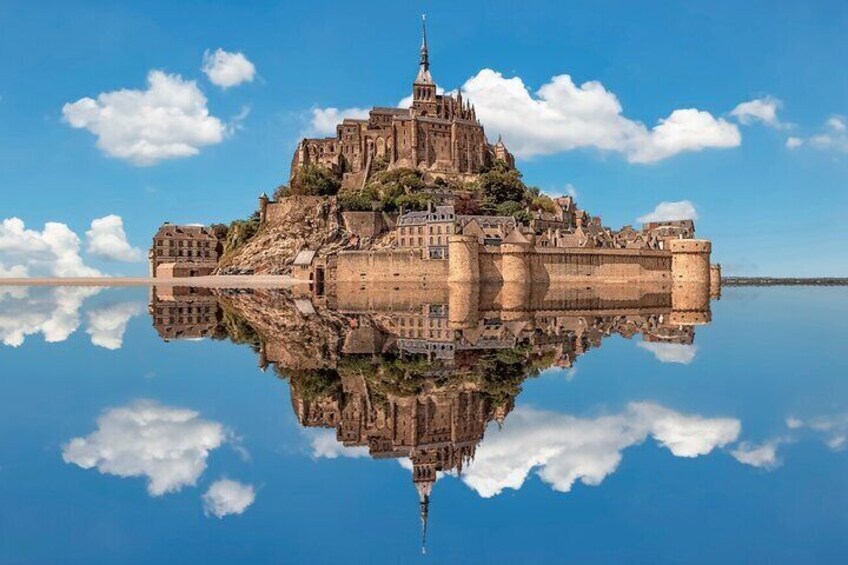 Mont Saint-Michel & Calvados Tasting Private Trip from Paris