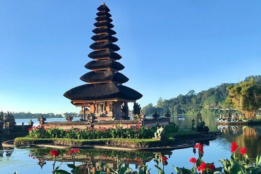 ulun danu temple