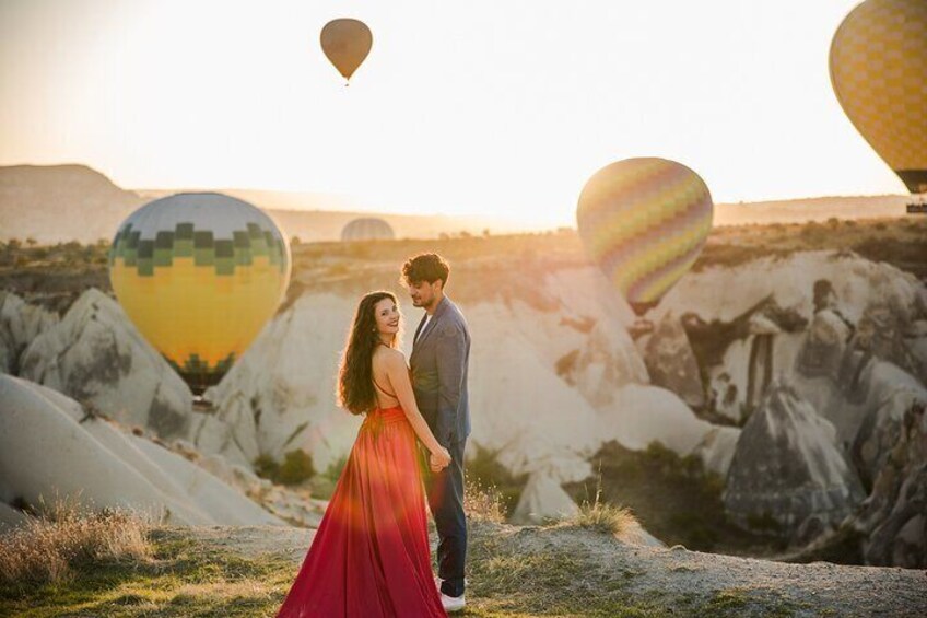 Private Photoshoot with Balloons in Cappadocia