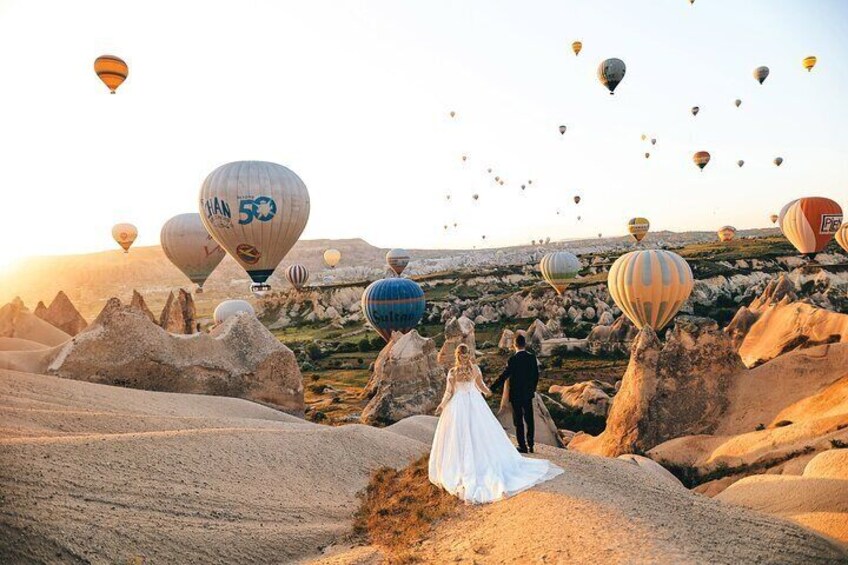 Private Photoshoot with Balloons in Cappadocia