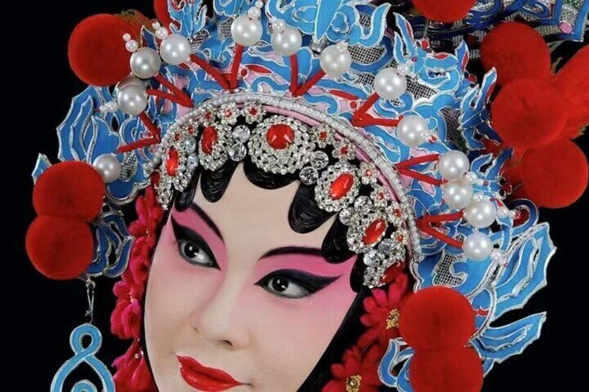 Peking Opera Highlights Show at Liyuan Theater