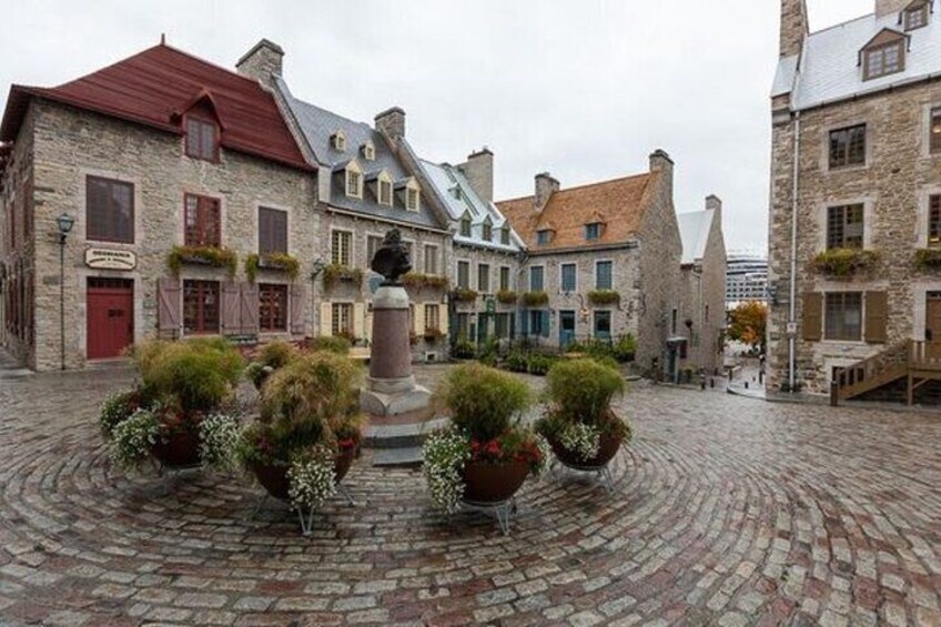 Quebec Old Town Private Walking Tour With A Local Guide