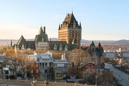 Quebec Old Town Walking Tour With A Guide