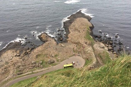 Giants Causeway and Belfast 2 day private chauffeur tour