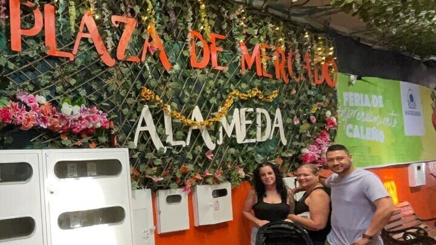 Food and Salsa Private Tour in Cali