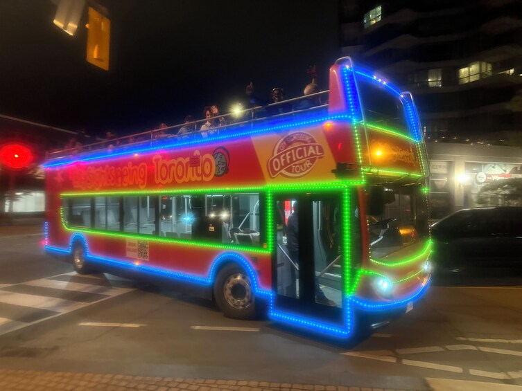 City Sightseeing Toronto Guided Night Bus Tour 