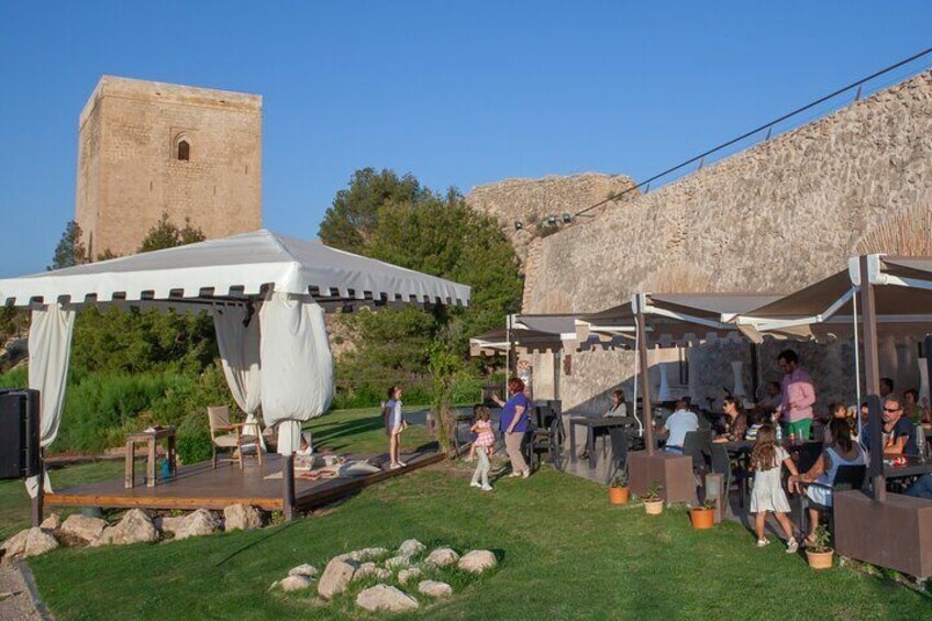  Restaurant 
 "The Stables of Lorca Castle"