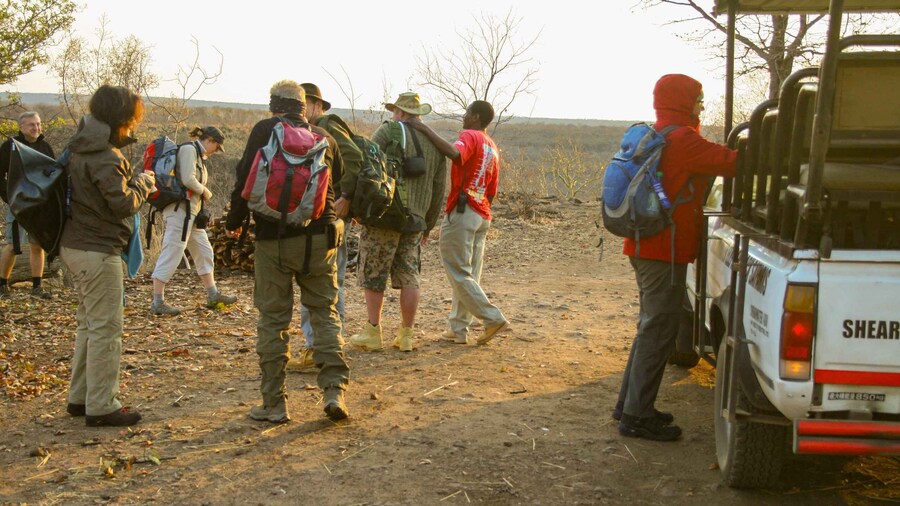 From Victoria Falls: Batoka Hike & Ndebele Village Tour