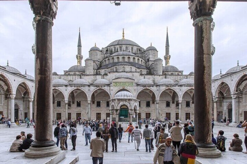 Istanbul Highlights Walking Tour with a Guide